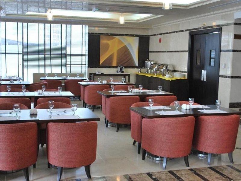London Crown Hotel Dubai Exterior photo