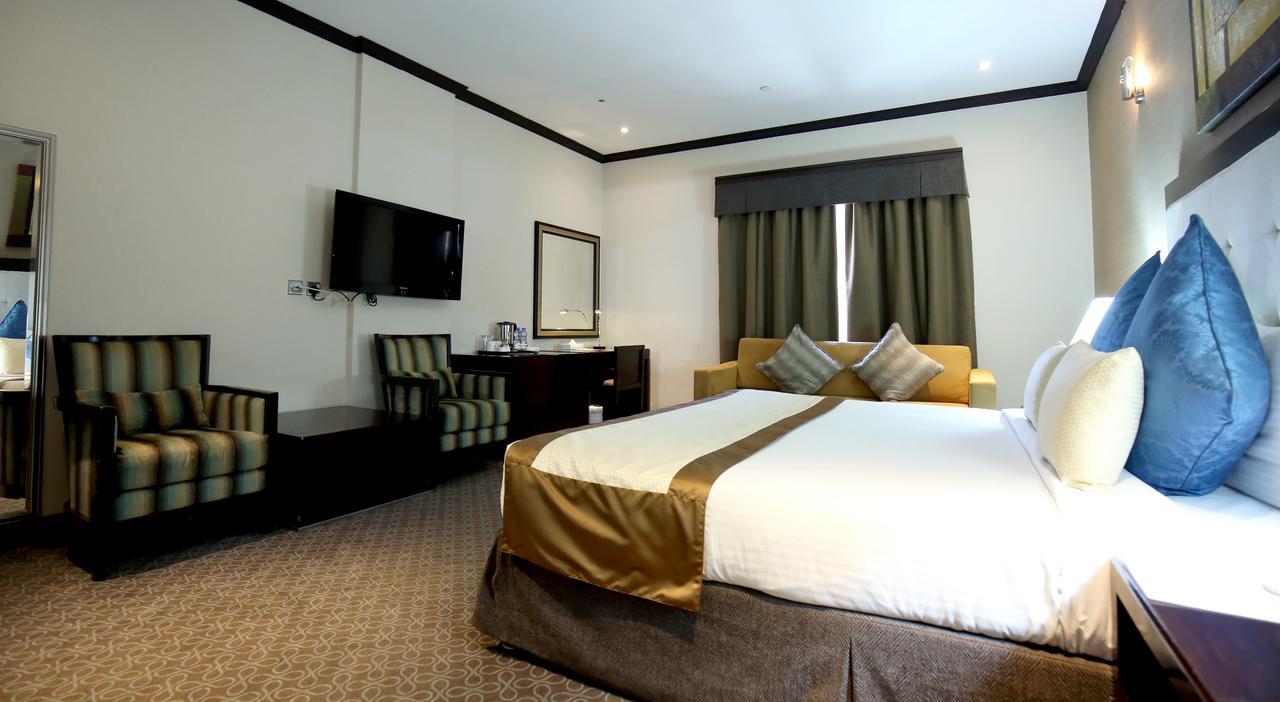 London Crown Hotel Dubai Exterior photo