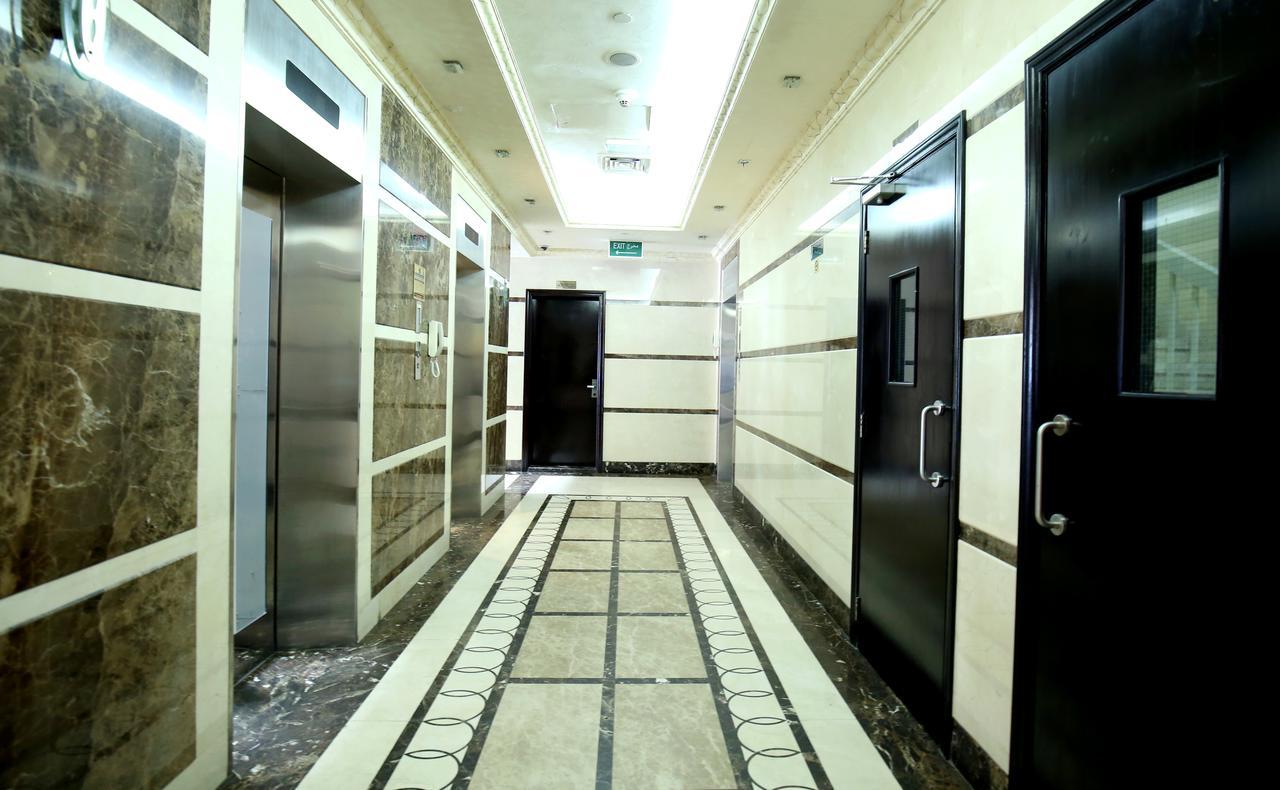 London Crown Hotel Dubai Exterior photo