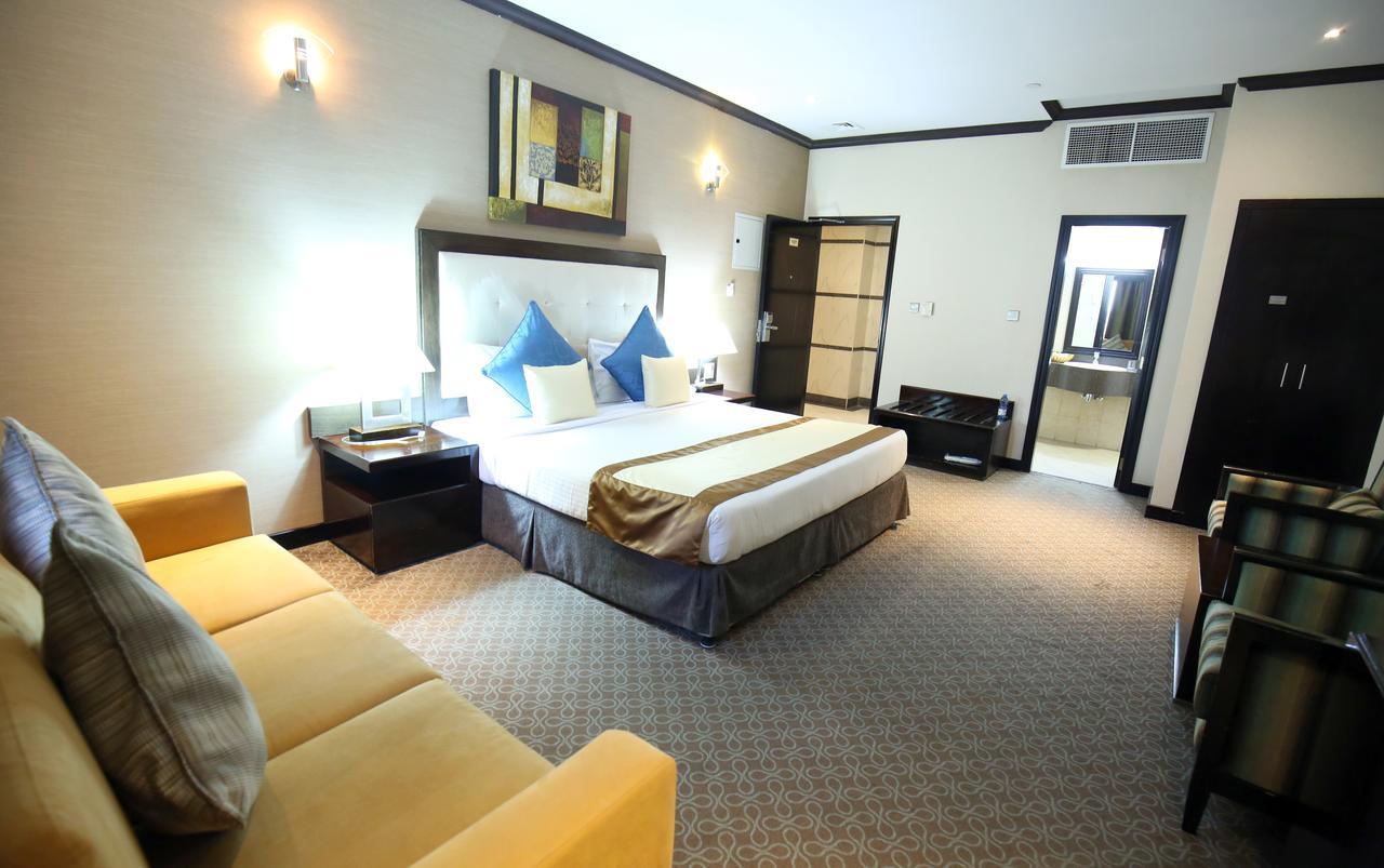 London Crown Hotel Dubai Exterior photo