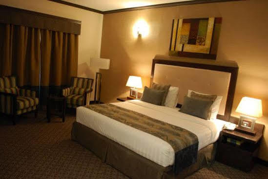 London Crown Hotel Dubai Exterior photo